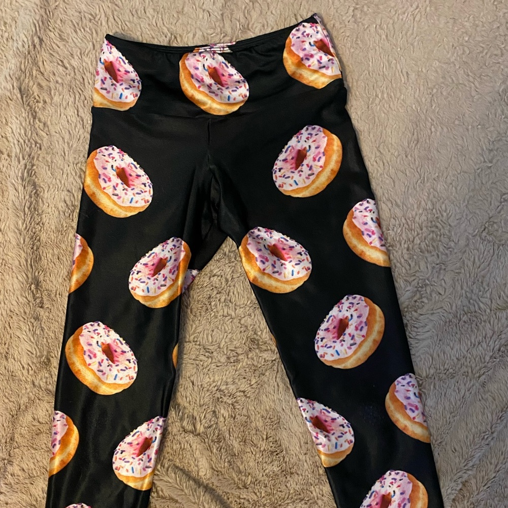 EUC Goldsheep Doughnut leggings Size XS.